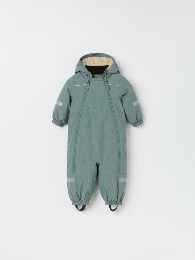 Wasserdichter, wattierter Overall mit Teddyfutter Wasserdichter, wattierter Overall mit Teddyfutter