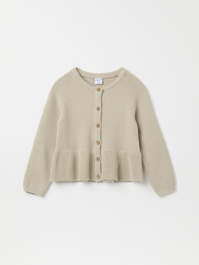Strickjacke mit Rüsche