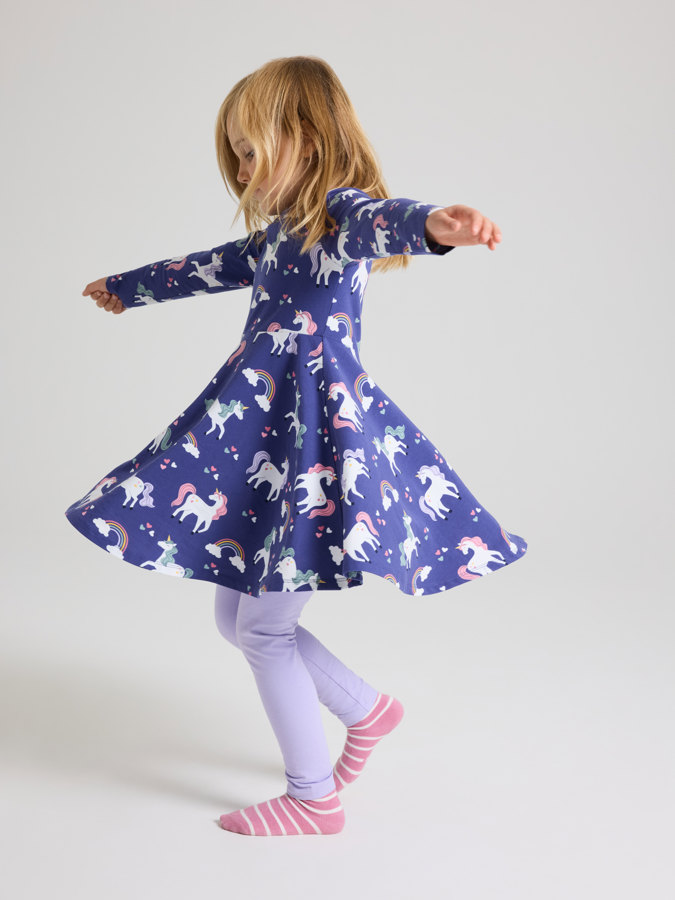 Langärmeliges Drehkleid, Einhörner