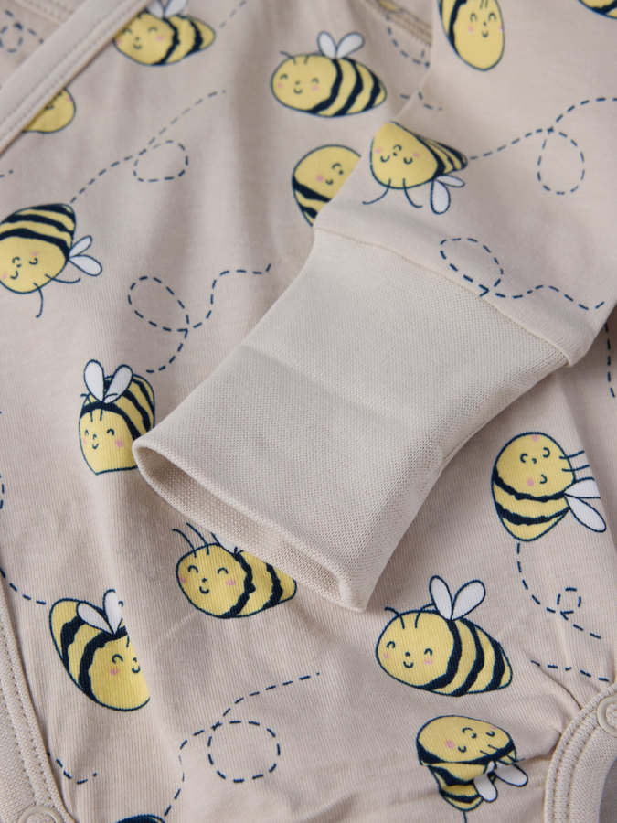 Verlängerbarer Wickelbody, Bienen
