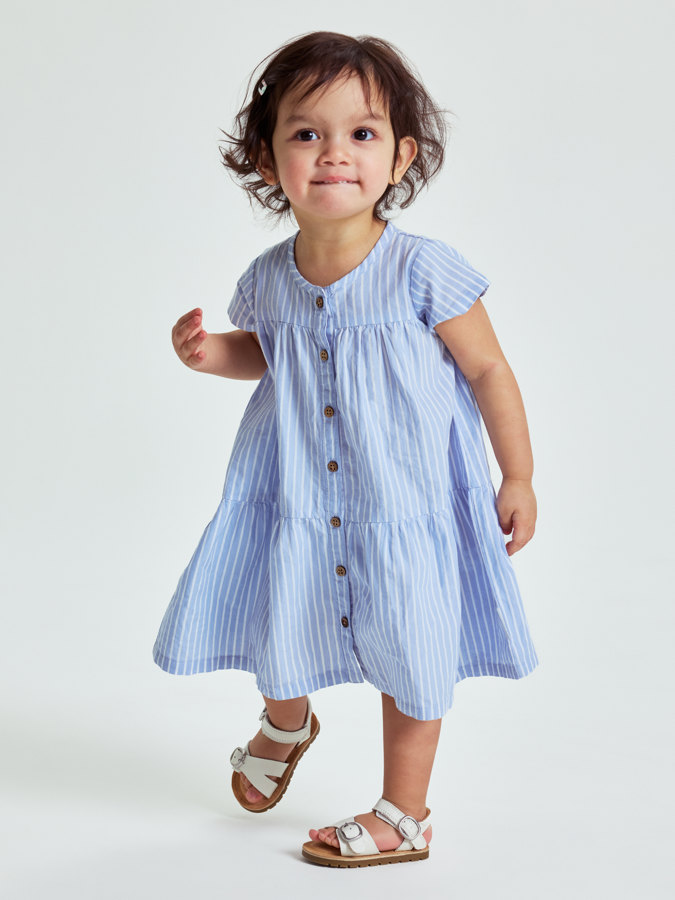 Kurzärmliges Kleid, gestreift