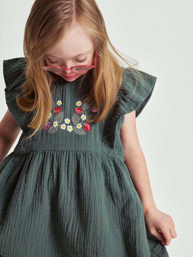 Kleid mit Rüschen