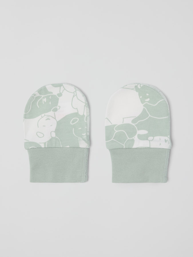 Babyfäustlinge mit Bären