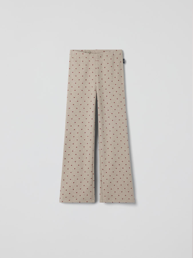Ausgestellte Herzleggings