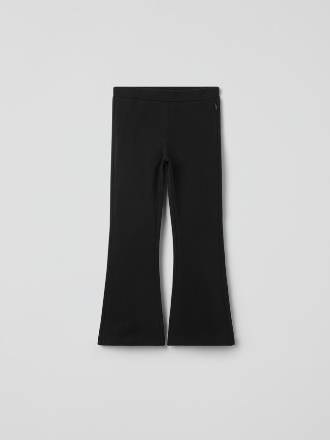 Ausgestellte Hose