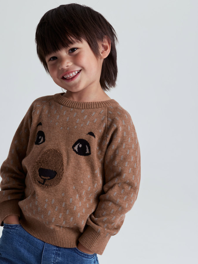 Strickpullover mit Bär