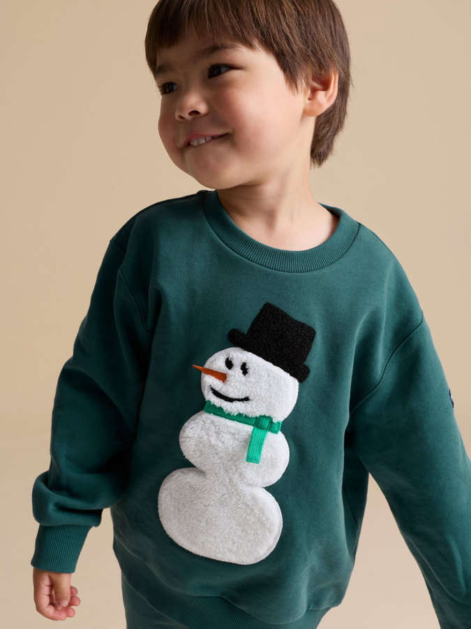 Sweatshirt